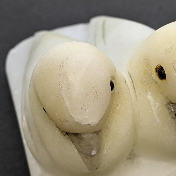 Beautiful Vintage Pair of White Marble Doves Birds Bookends Italy, numbered. - Picture 12 of 16